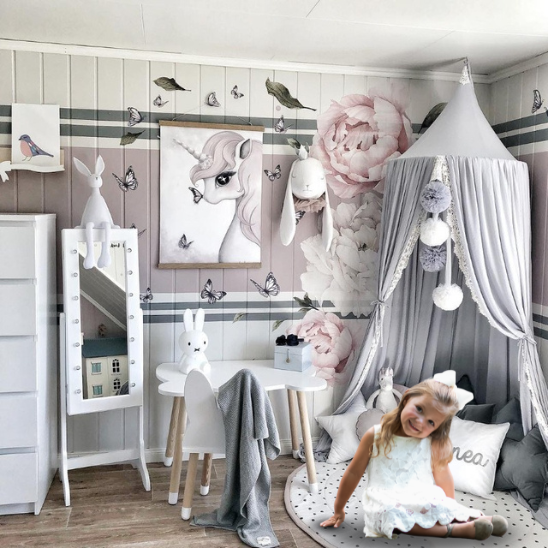 ciel de lit bebe gris dentelle chambre fillette