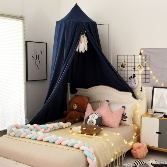 ciel de lit pour bebe bleu marine bambin heureux