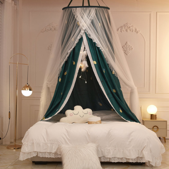 ciel de lit vert fonceen tissu leger