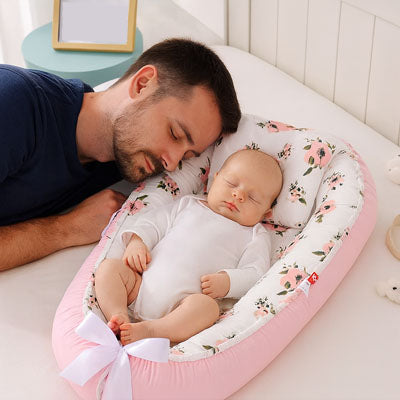 reducteur de lit bebe-cocooning doux papa avec son prince