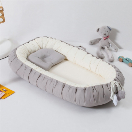 reducteur de lit blanc beige bebe nounours