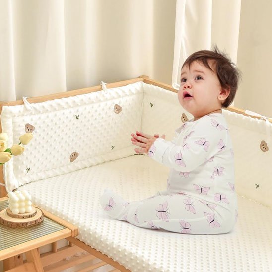 tour de lit bebe coton bio securisant mignon