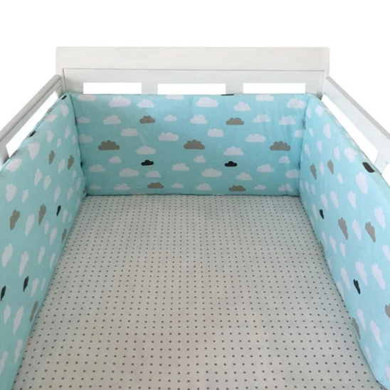 tour de lit bebe nuage blanc gris