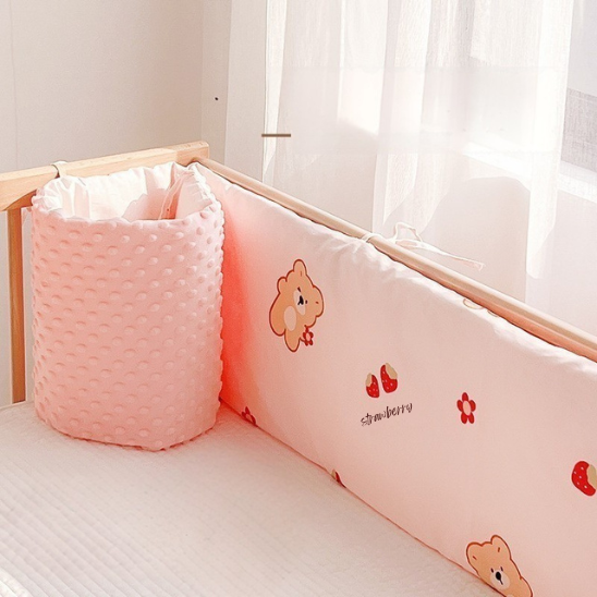 tour de lit nounours bebe rose