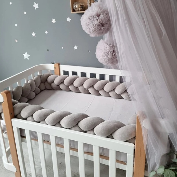 tresse de lit bébé gris chambre enfant